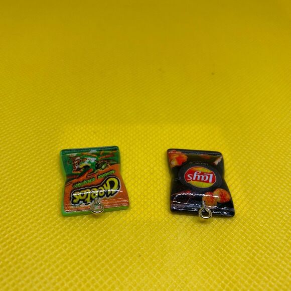 🎉(5/$25 SALE ✅) Fun 2 PC Mix Match SET Chip Charms DIY Pendant Bracelet - Picture 1 of 6